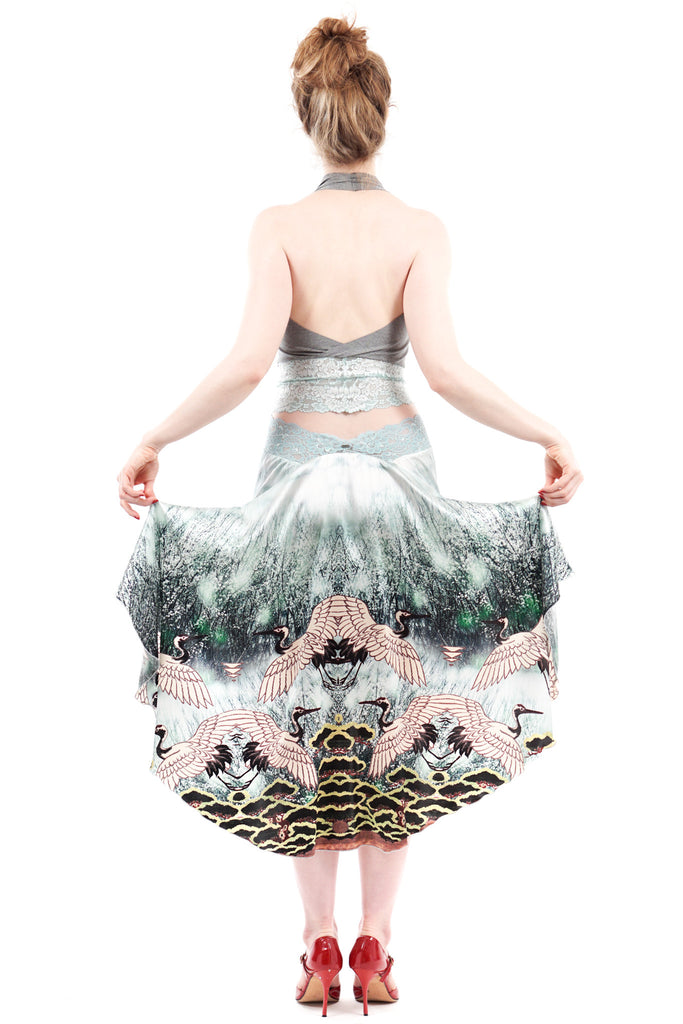 the signature skirt in ocean crane